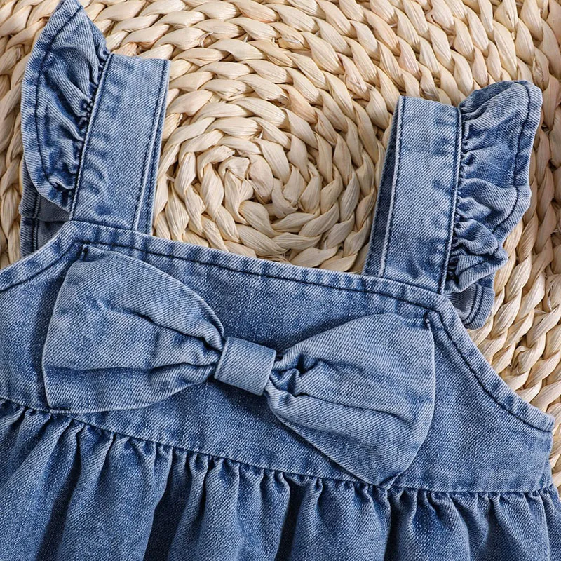 Vestido vaquero de tirantes para niña – Diseño ligero con mangas voladoras - imagen 4