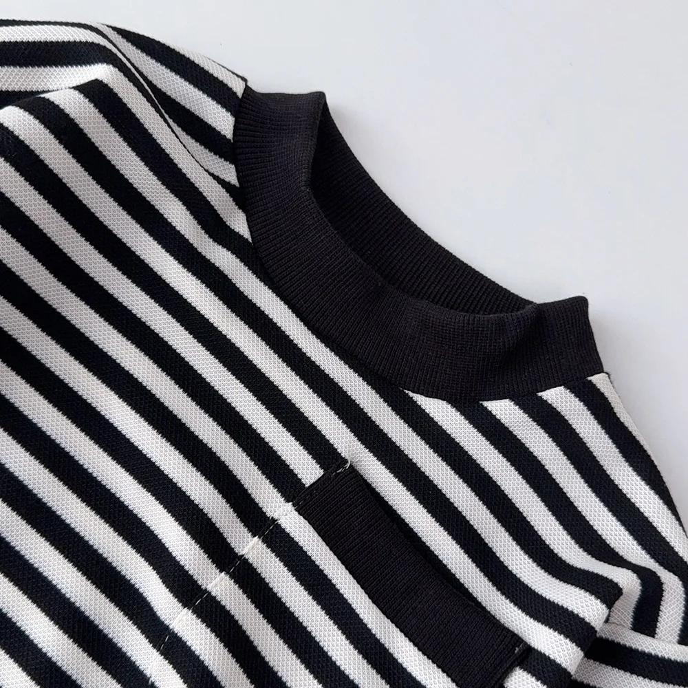Conjunto de otoño a rayas para niña - imagen 2