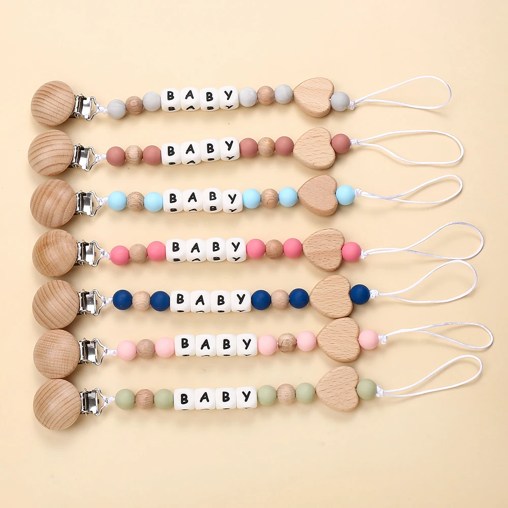 Clips para chupete de bebé con nombre personalizado a la moda, soporte para pezones de madera, cadena con Clip, cuentas de letras de silicona, juguetes para la dentición para recién nacidos