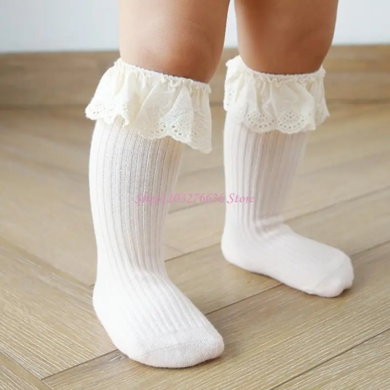 Calcetines antideslizantes para bebé con encaje y volantes - imagen 2