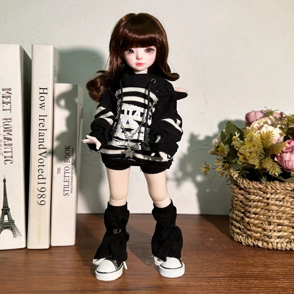 Muñeca articulada con vestido – Juguete regalo ideal para niñas - imagen 4