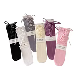 Calcetines altos de encaje rosa con lazo – Holgados para niñas