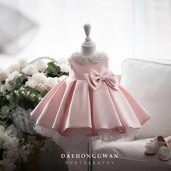 Vestido satén blanco niña estilo princesa con lazo