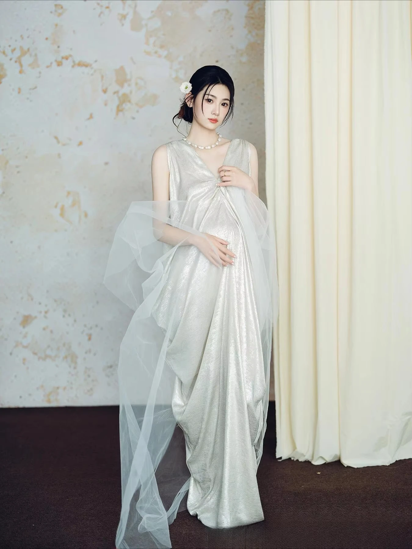 Vestido premamá largo sin mangas con cuello en V y capa para fotos - imagen 5