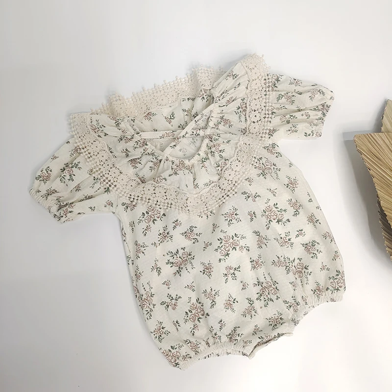 Pelele con volantes de encaje coreano para bebé, conjunto de gorro, mono de manga larga Floral Vintage para niño pequeño, ropa dulce para niña, 2 piezas - imagen 5