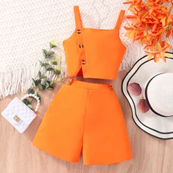 Conjunto verano para niña: chaleco sin mangas y shorts minimalista