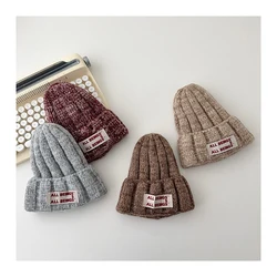 MILANCEL nuevo gorro de punto de invierno para niños 2-6T lindo parche letra niñas gorro grueso 4 colores moda niños gorro cálido para la cabeza