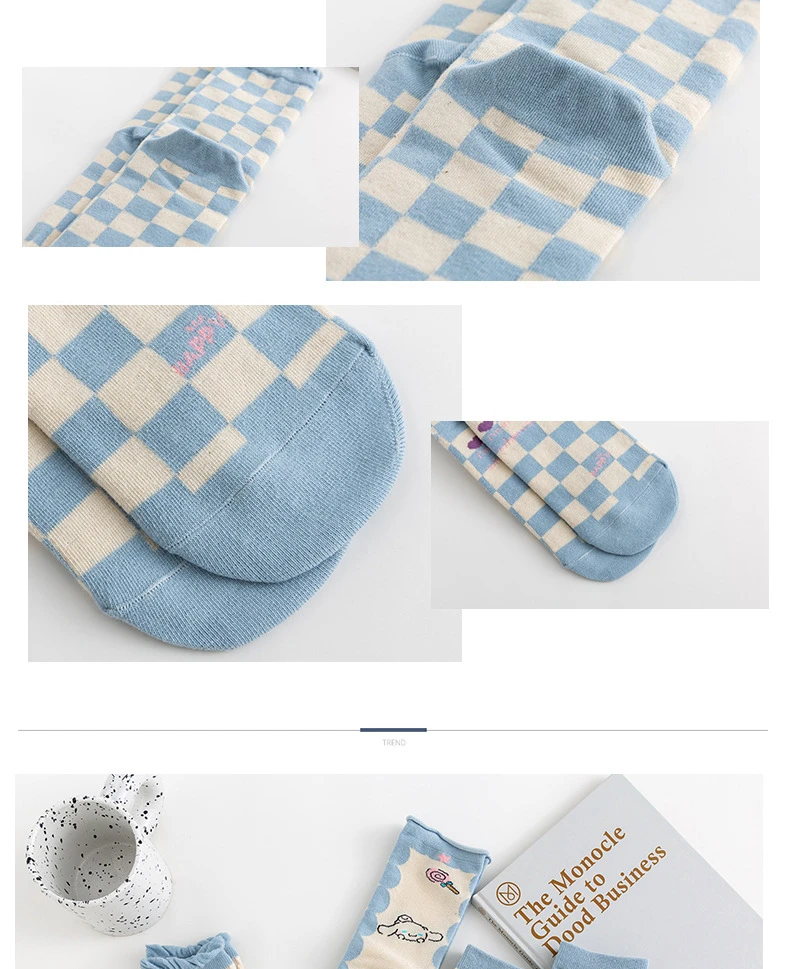 artículos a cuadros azul y blanco