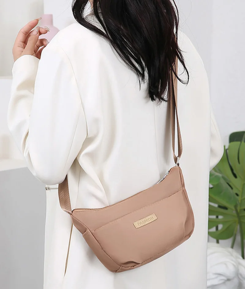 Bolso Oxford para mujer en color sólido