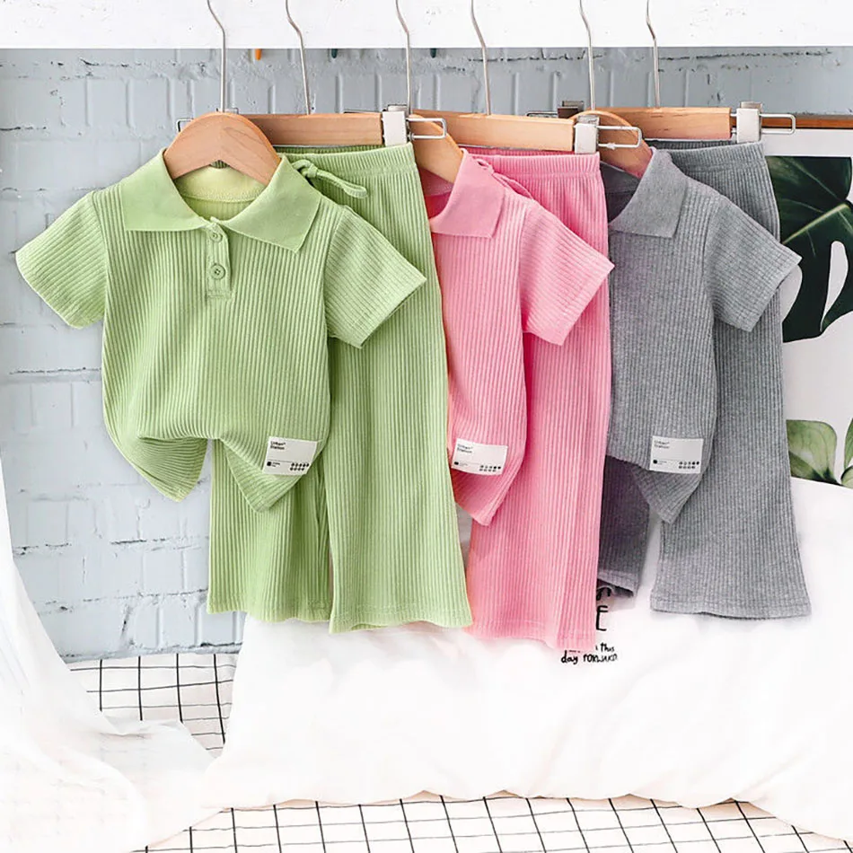 Conjunto de moda para niñas, camisetas de manga corta acanaladas de verano, pantalones, conjunto de ropa deportiva de dos piezas para niños, traje de Color sólido para niños
