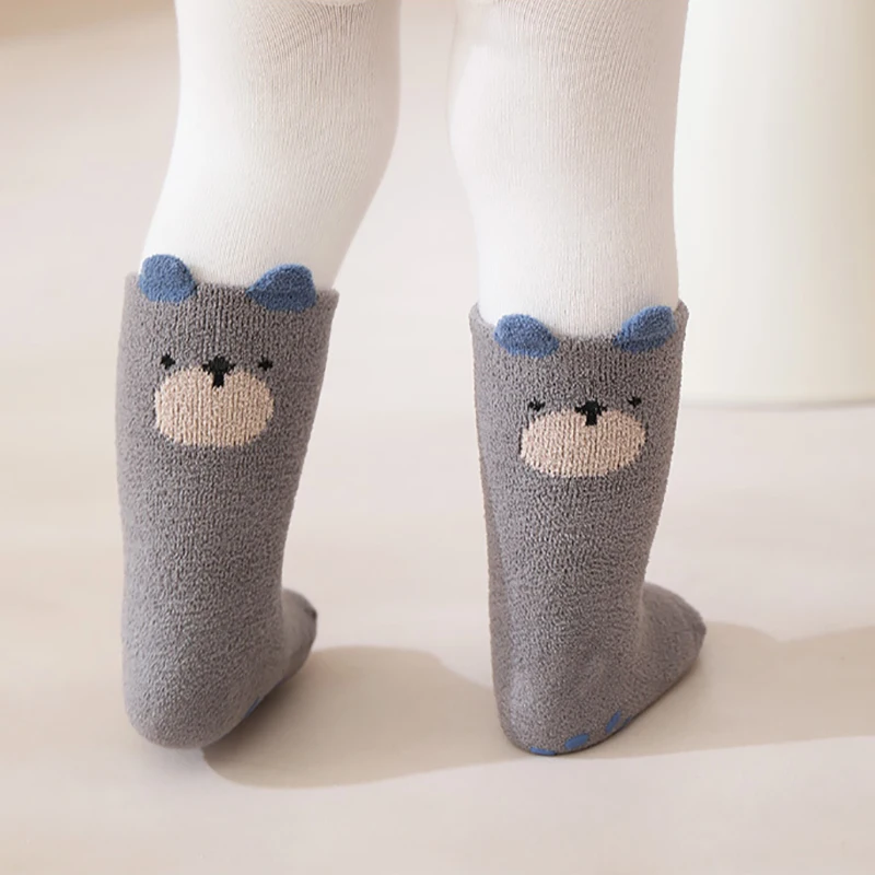 Calcetines antideslizantes de algodón para bebé con estampados - imagen 3