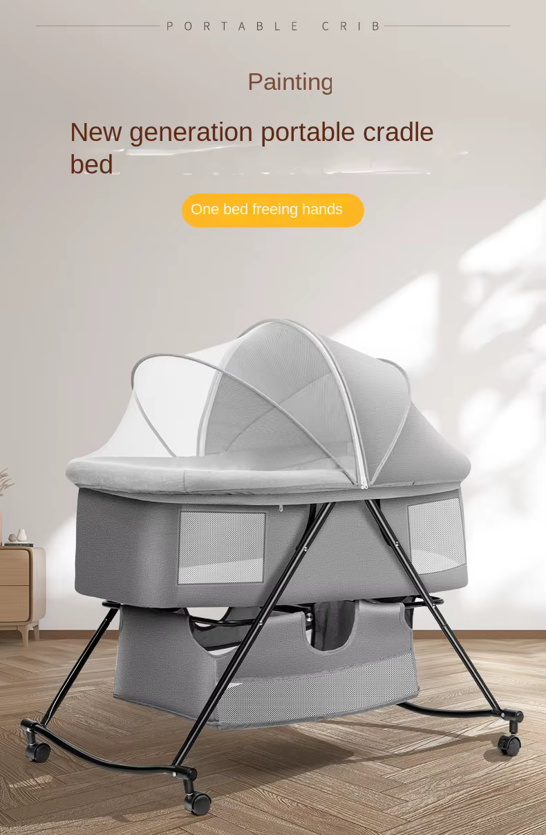 Cuna plegable Lazychild vista frontal mostrando estructura y ruedas