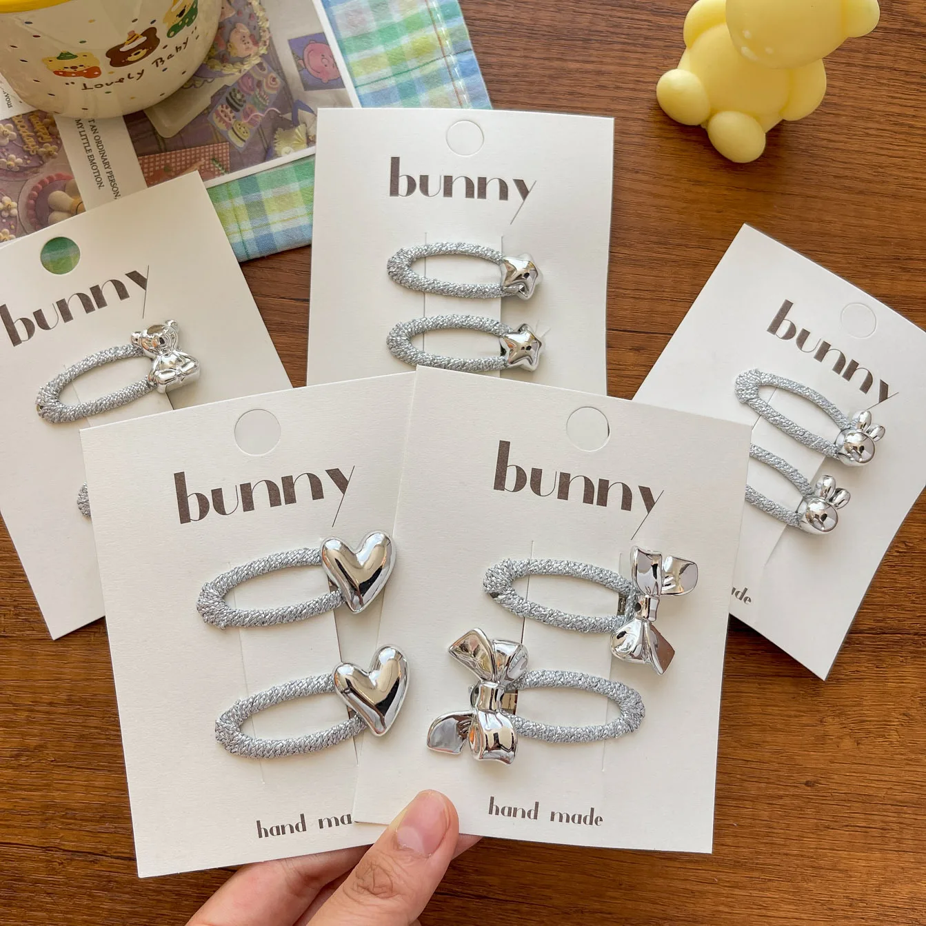 2 unids/bolsa de Clips BB con lazo de corazón de amor plateado, Clips laterales con flequillo para niñas pequeñas y versátiles, accesorios para peinados de moda coreana - imagen 4