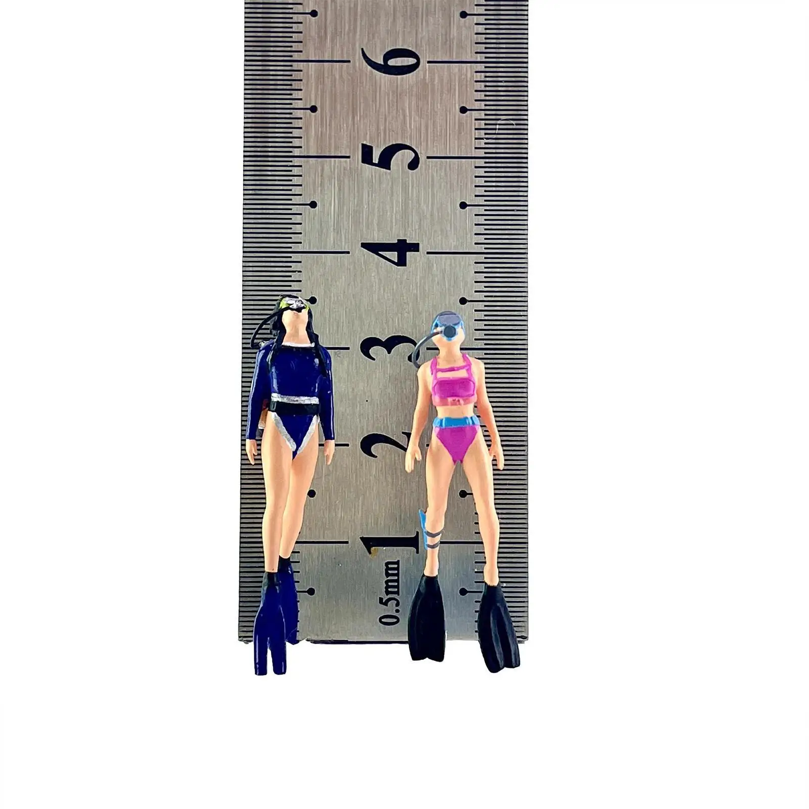 2x 1/64 Mermaid Diving Figures Realistic DIY Projects Resin Painted for Dollhouse Accessory Layout Landscape Dioramas Decoration