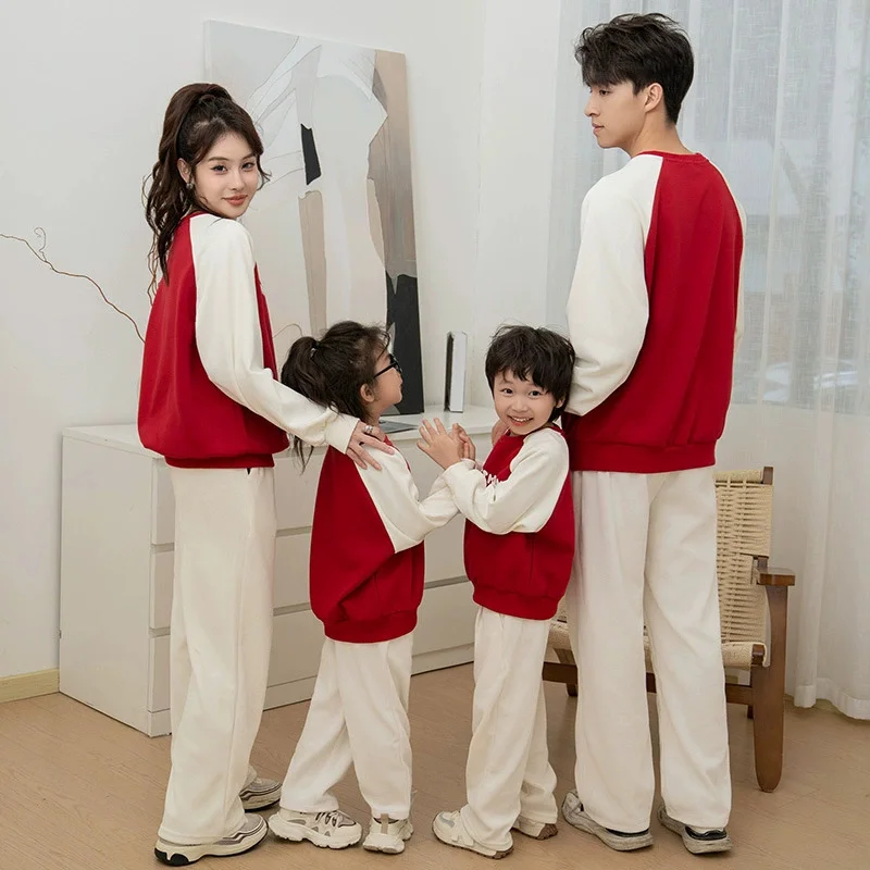 Conjunto familia: sudadera mamá e hija + jersey papá e hijo - imagen 2