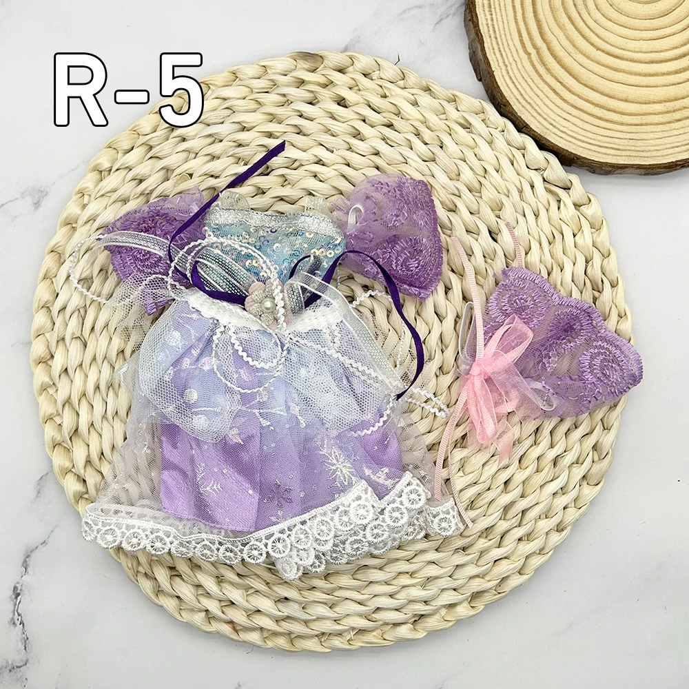 R-5 clothes