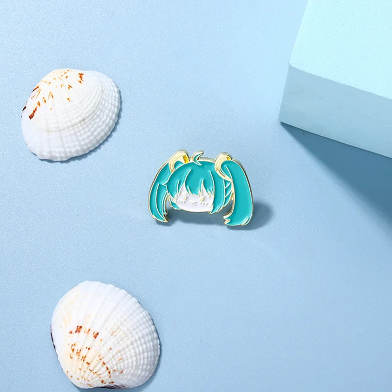 Hatsune-Pin de esmalte Miku, broches de Anime, sombrero de Metal creativo, Pin de solapa, ropa de dibujos animados, mochila, accesorios de joyería, regalos - imagen 2