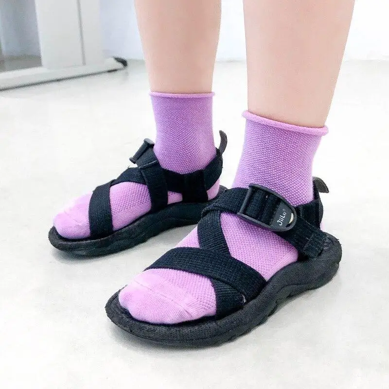 Calcetines tobilleros de malla con lazo floral para bebé – Suaves con volantes - imagen 3