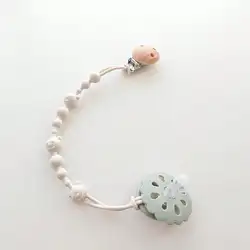 Cadena antichupete de silicona con cuentas y clip para bebé