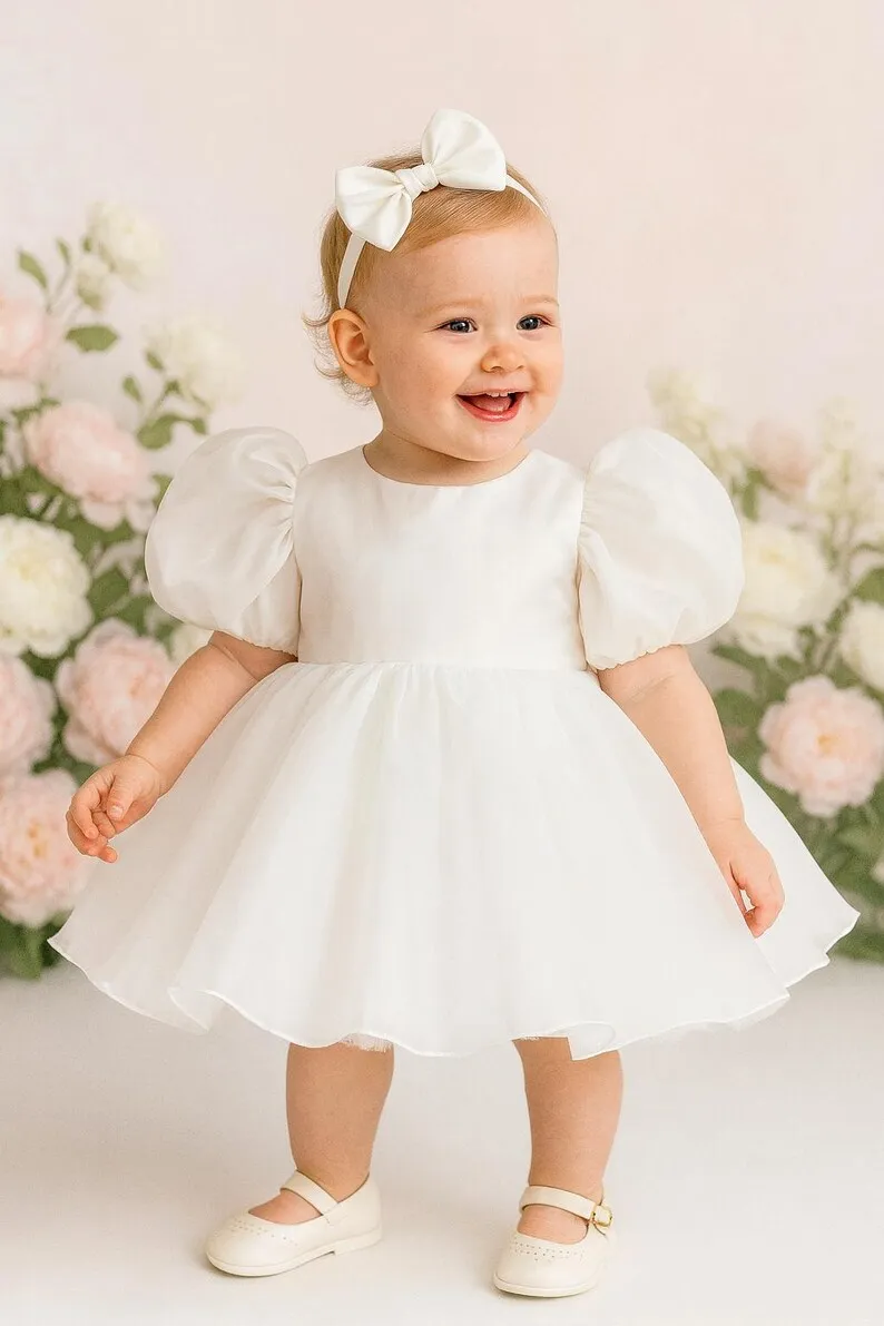 Vestido de bebé de organza blanca: vestido de niña de flores con mangas abullonadas, boda, elegante hecho a mano - imagen 4