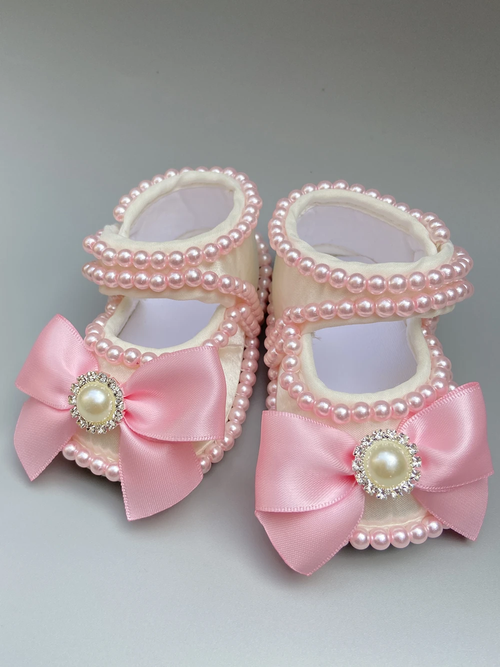 pink bowknot