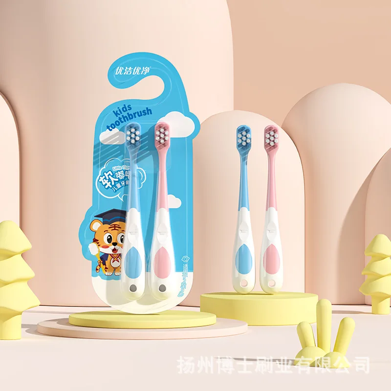 Cepillo de dientes infantil antideslizante de cerdas suaves - imagen 3