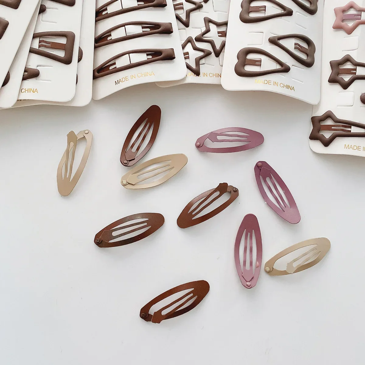 10 Uds. De horquillas para niñas de Color café, Mini pinzas para el pelo a presión para niños, horquillas con forma de gota de estrella, accesorios para el cabello para bebés y niños pequeños - imagen 4