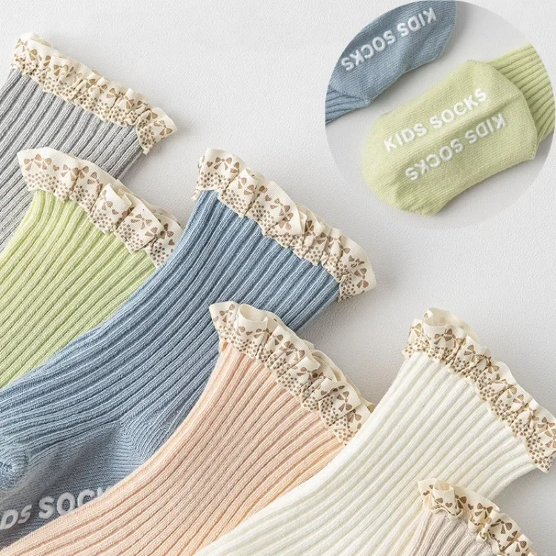 Calcetines para bebé recién nacido, calcetines tejidos de algodón suave con adornos de Color caramelo, calcetines con volantes para cuna media, punta sin costuras, antideslizantes para bebés pequeños - imagen 3
