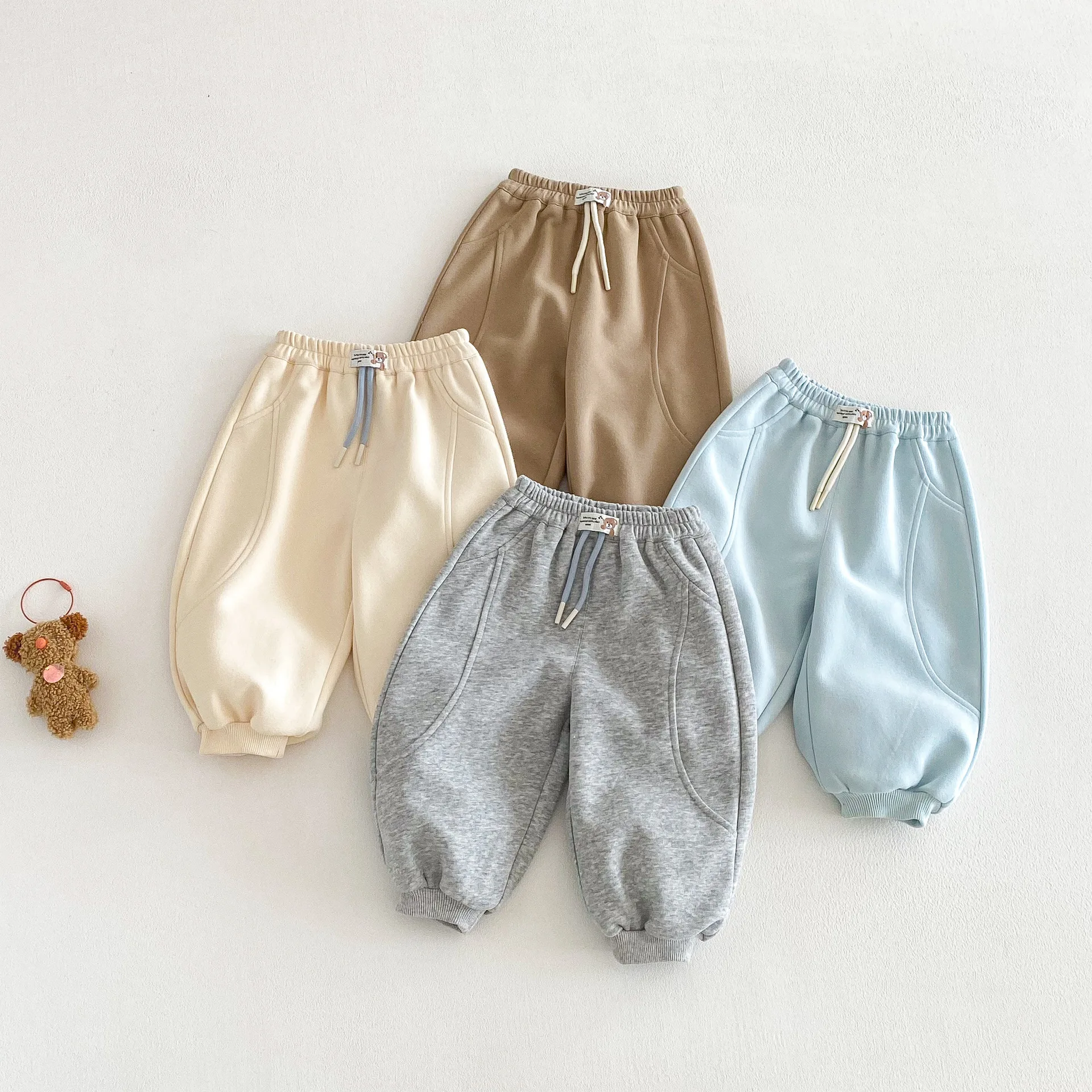 Pantalones deportivos de algodón para niño – Cómodos y transpirables