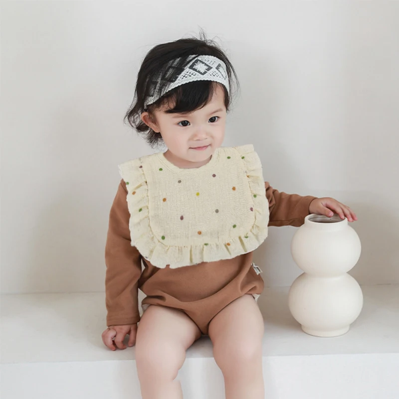 100% algodón de gasa de 4 capas, chaleco con volantes de encaje Retro, babero para niños y niñas, babero impermeable para bebé, chaleco para bebé - imagen 4