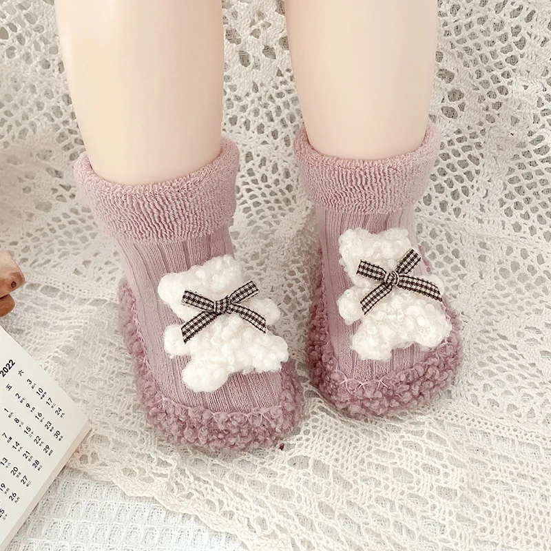 Calcetines de felpa invierno para bebé – Antideslizantes y cálidos - imagen 4