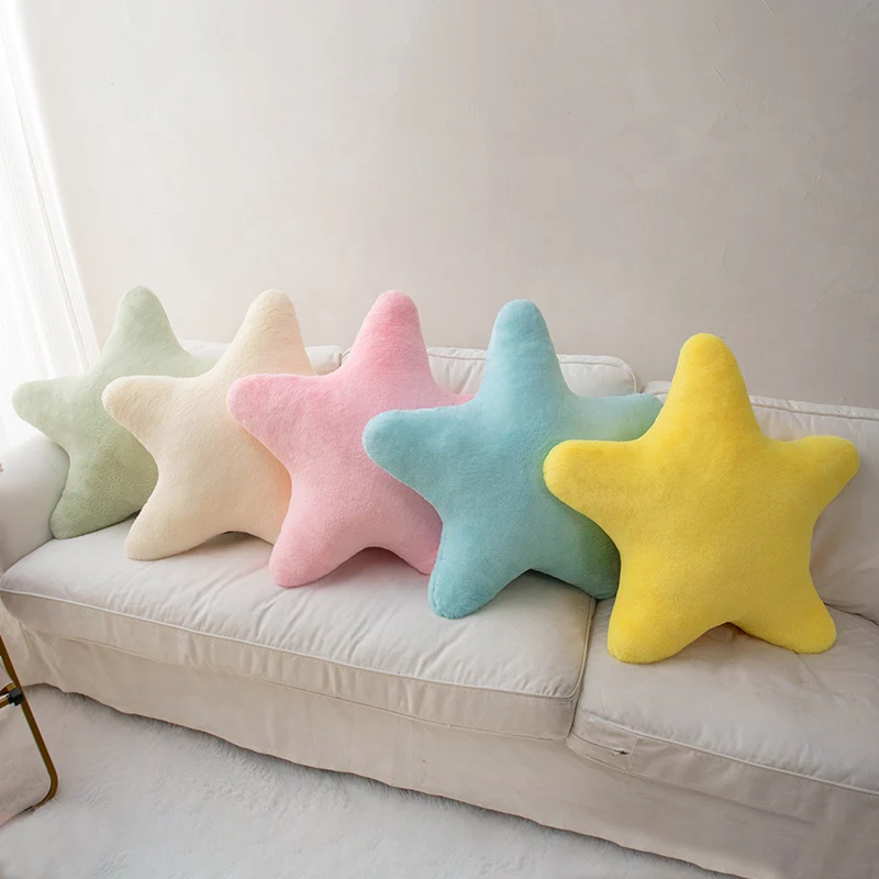 Almohada infantil con forma de estrella en felpa suave - imagen 4