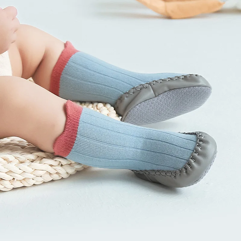 Calcetines antideslizantes, zapatos antideslizantes para bebés, primeros caminantes, zapatillas de suela blanda para niños pequeños, calzado para pre-camadas y escenarios tempranos