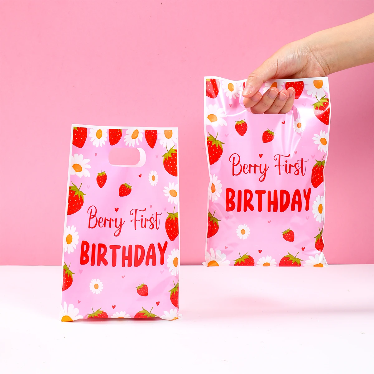 Bolsas de embalaje de regalo con tema de fresa y fruta dulce, bolsa para pastel de caramelo, decoración para fiesta de cumpleaños, Baby Shower, 10/25/50 Uds. - imagen 2