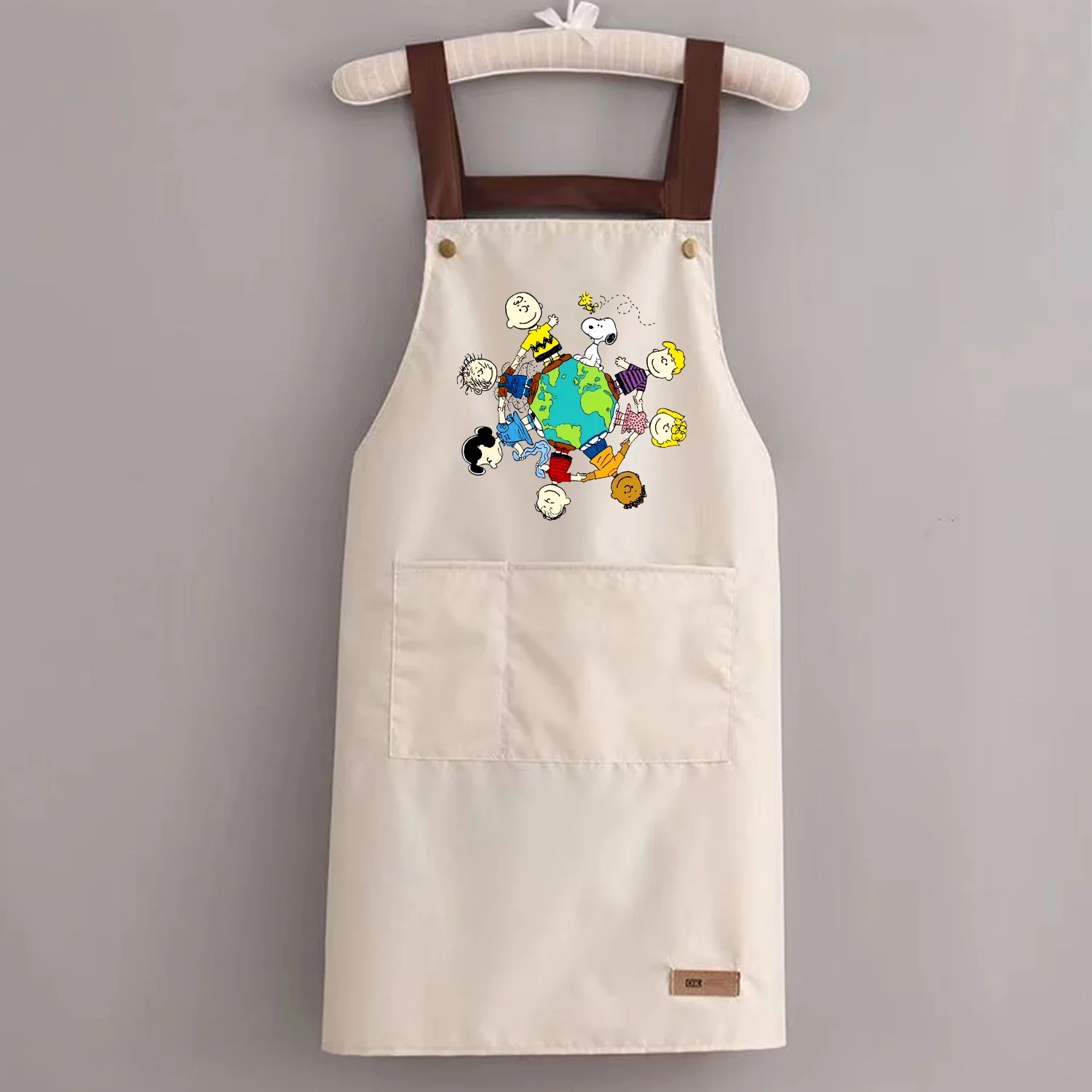 Delantales de cocina Snoopy para mujer y hombre, delantal de trabajo de Chef de dibujos animados, tienda de restaurante de Anime, estudios de uñas de belleza, uniforme de utilería, regalo - imagen 2