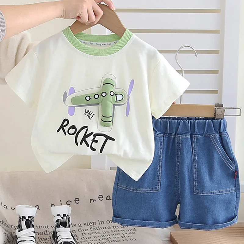 Ropa de verano para bebés, Tops de manga corta bonitos de dibujos animados informales coreanos + Pantalones cortos de mezclilla, ropa de Boutique para niños, conjuntos para niños BC2264