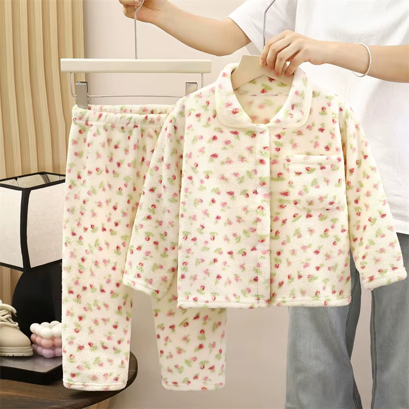 Pijama térmico de lana infantil – Estampado invernal para niños - imagen 2