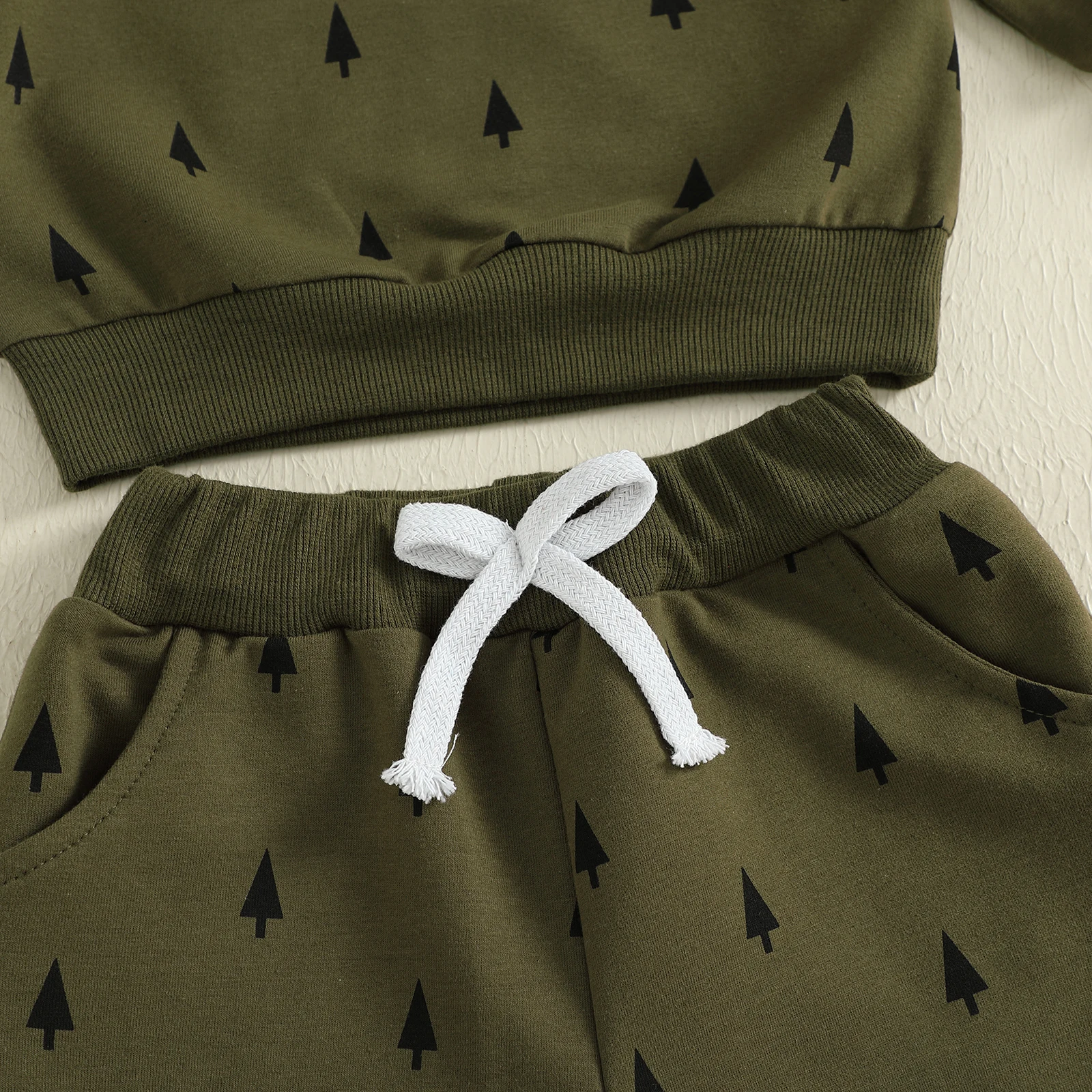 Conjunto de 2 piezas de sudadera y pantalones de manga larga con estampado de árbol de Navidad para bebé y niño pequeño - imagen 5