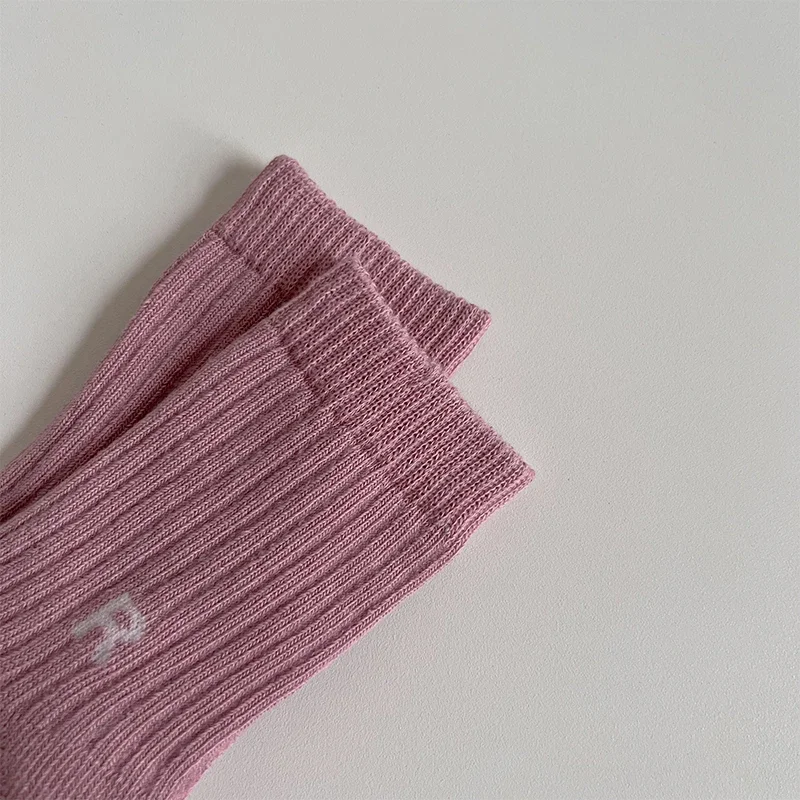 Calcetines con letras de moda coreana para bebés, niños y niñas, calcetines suaves transpirables, calcetines deportivos informales para niños pequeños de 0 a 6 años - imagen 5
