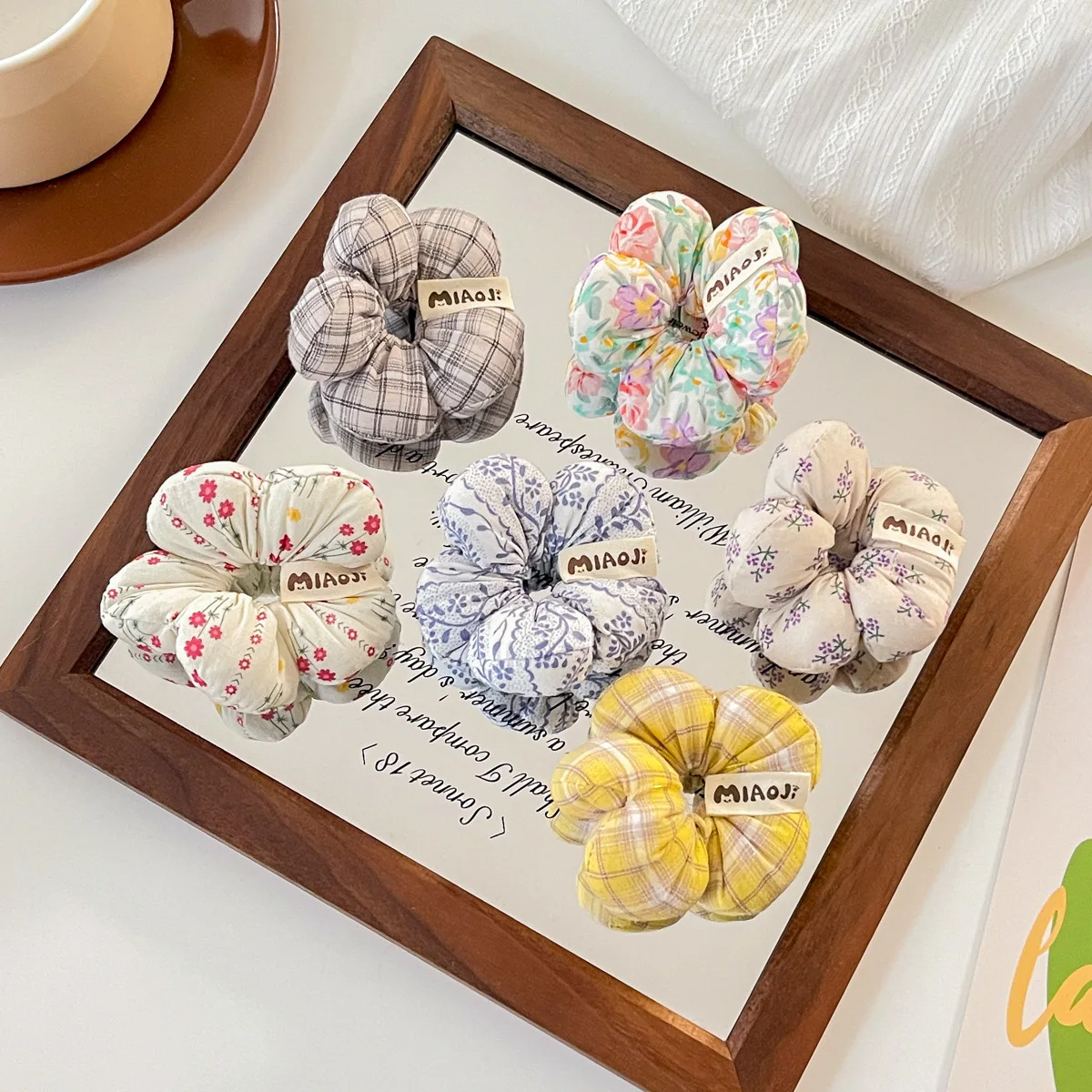 Dulce esponja Floral banda para el cabello del intestino grueso Linda diadema de flores niña Floral accesorios para el cabello para padres e hijos cuerda para el cabello