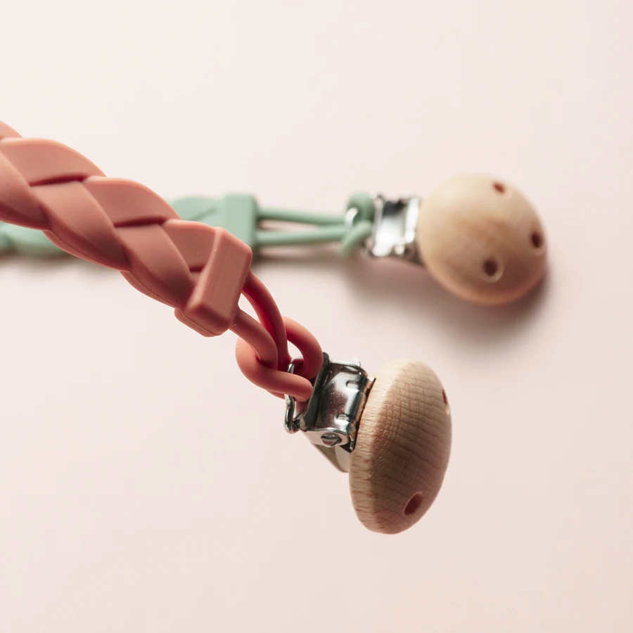 Color niños 1 pieza bebé chupete Clip juguetes mordedor soporte para pezones portátil silicona infantil abrazaderas para pezones accesorios para bebés - imagen 3