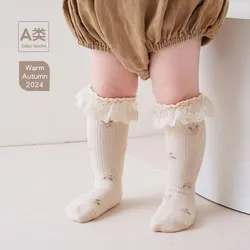 Calcetines de encaje con volantes para bebé
