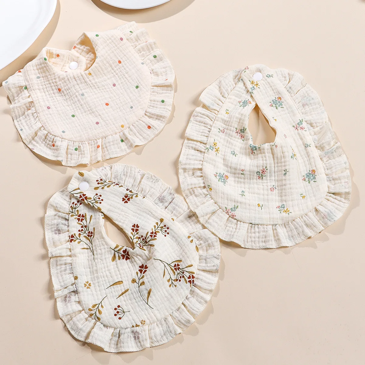Baberos de algodón con volantes para bebé, nueva gasa con estampado Floral, toalla para Saliva, paños para eructar, pañuelo, bufanda para niños y niñas, babero de alimentación suave