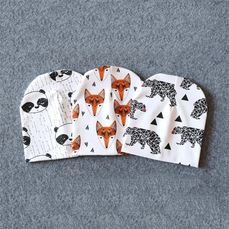 Gorro de bebé de algodón estampado – suave y cómodo - imagen 2
