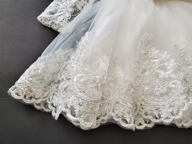 Conjunto de vestido de bautizo y diadema de encaje de 2 piezas: vestido de bautismo, vestido de niña de las flores - imagen 5