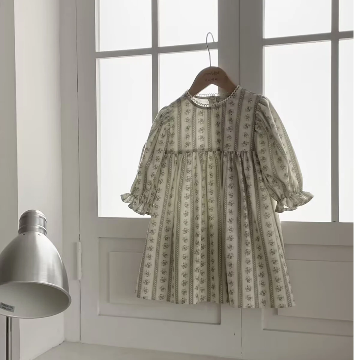 Vestido infantil floral manga larga – Estilo princesa para niña