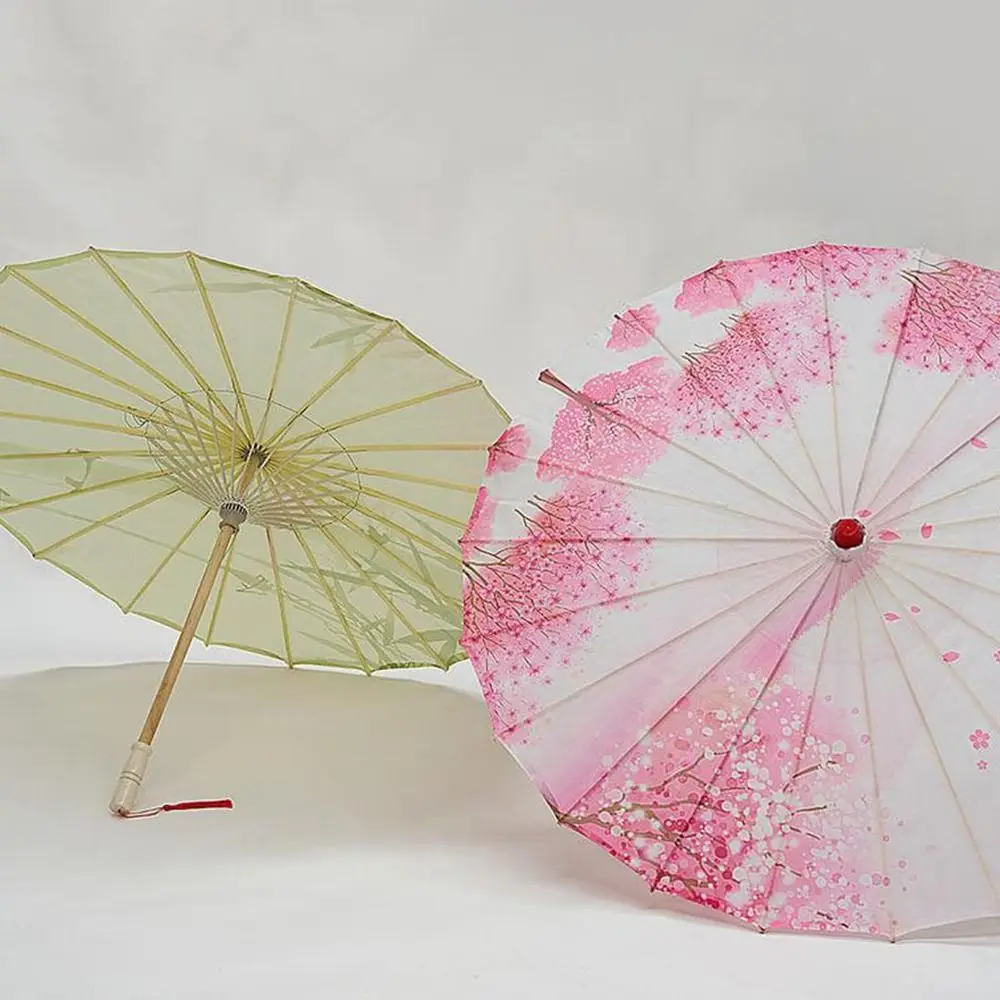 Paraguas infantil de papel con mango de bambú – Estilo oriental para niños - imagen 4