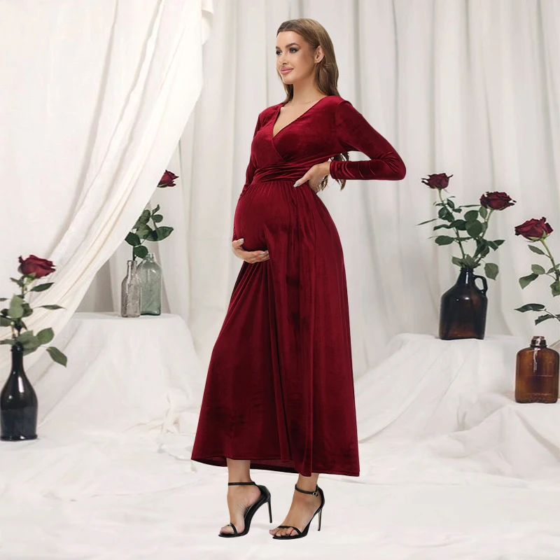 Vestido de terciopelo para embarazadas – Cuello en V y manga larga - imagen 5