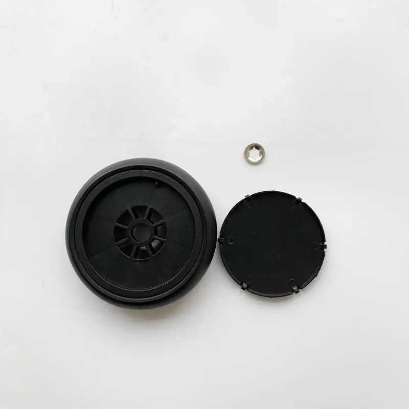 Un objeto negro con un tornillo