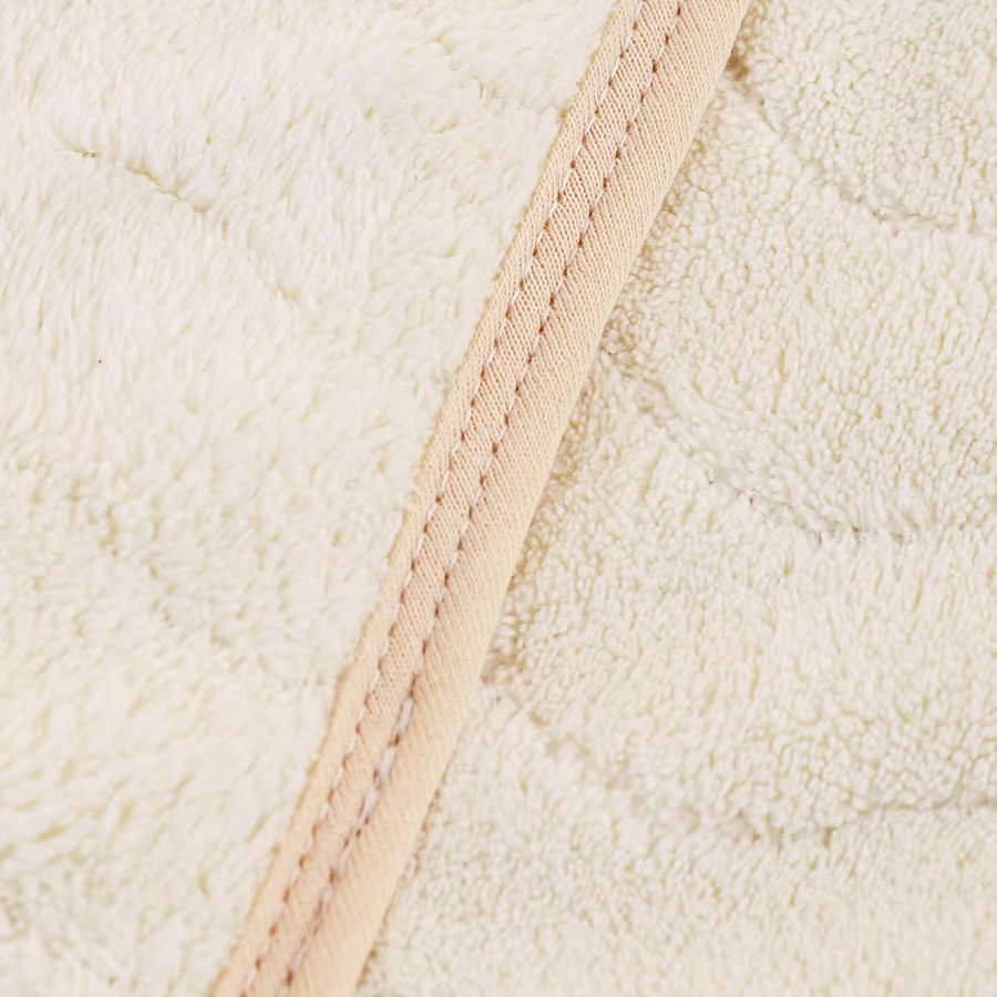 Manta forro polar coral para bebé – Suave textura envolvente - imagen 2